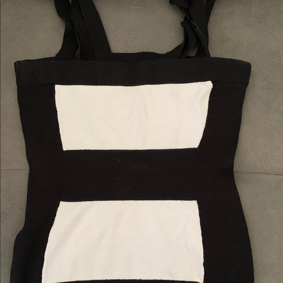 Top - Picture 2 of 2